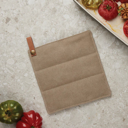 VINGA Asado potholder - Custom Wood Designs