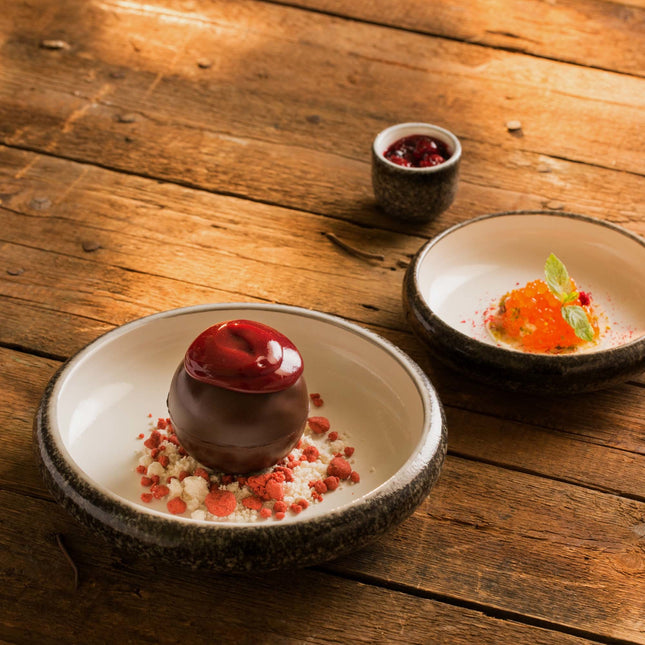 Silk presentation plate, 203mm