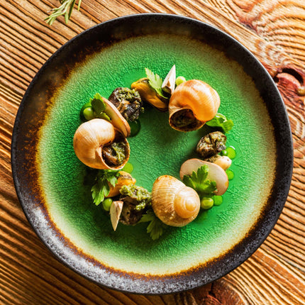 Beryl organic shaped plate, 270x190mm